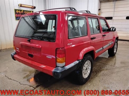 Used 2000 Jeep Cherokee Sport image 3