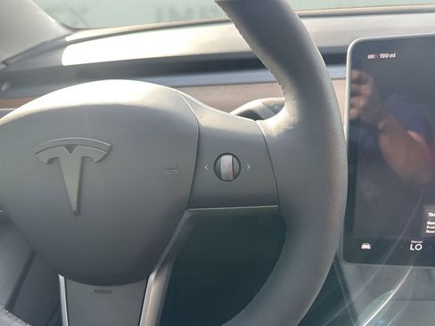 Used 2022 Tesla Model 3 Long Range image 16