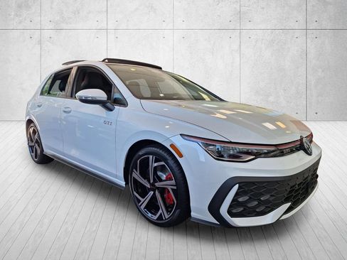 New 2026 Volkswagen GTI SE FWD image 3