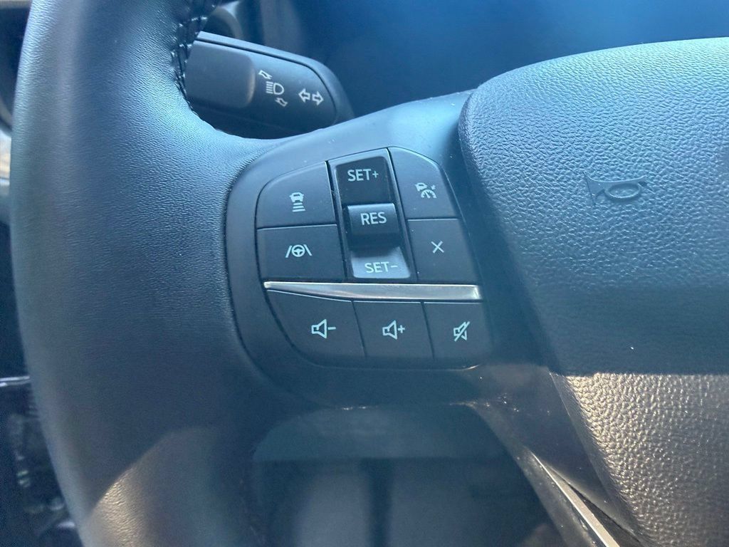 Used 2025 Ford Maverick Lariat w/ Black Appearance Package AWD/4WD image 15