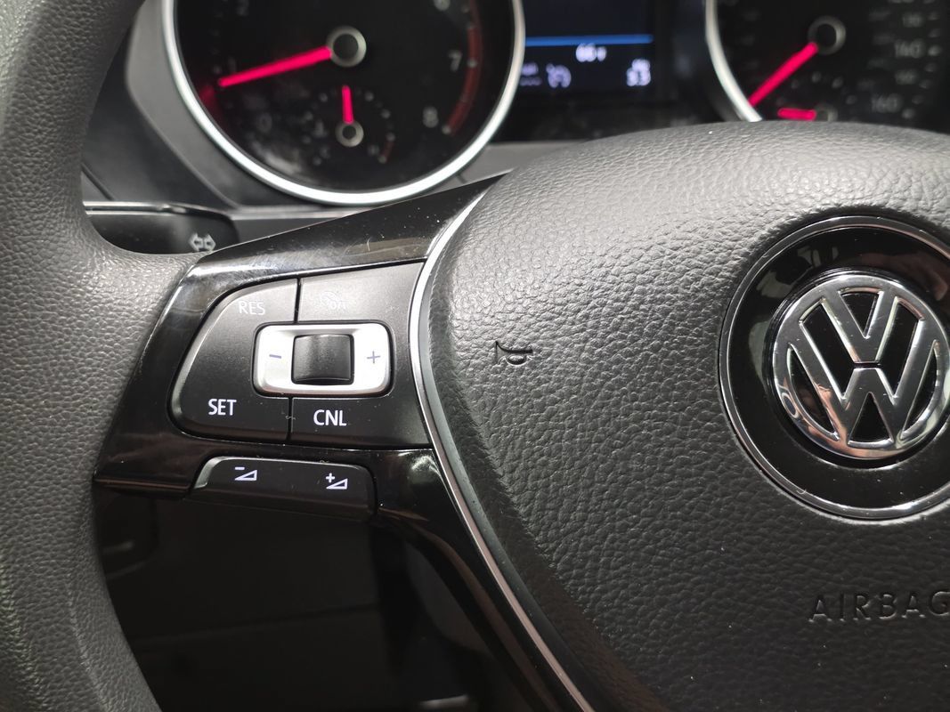 Used 2018 Volkswagen Tiguan S AWD/4WD image 31