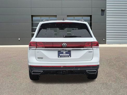 New 2026 Volkswagen Atlas SE image 6