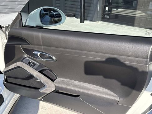 Used 2019 Porsche 911 Carrera GTS image 19