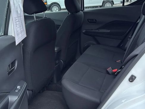 Used 2024 Nissan Kicks S image 10