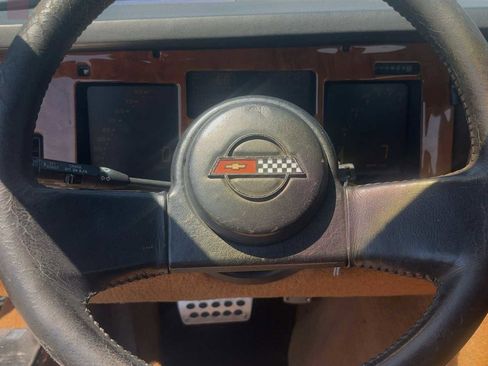 Used 1989 Chevrolet Corvette Convertible RWD image 16