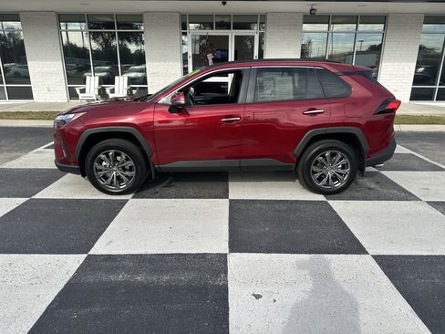 Used 2024 Toyota RAV4 Limited image 1