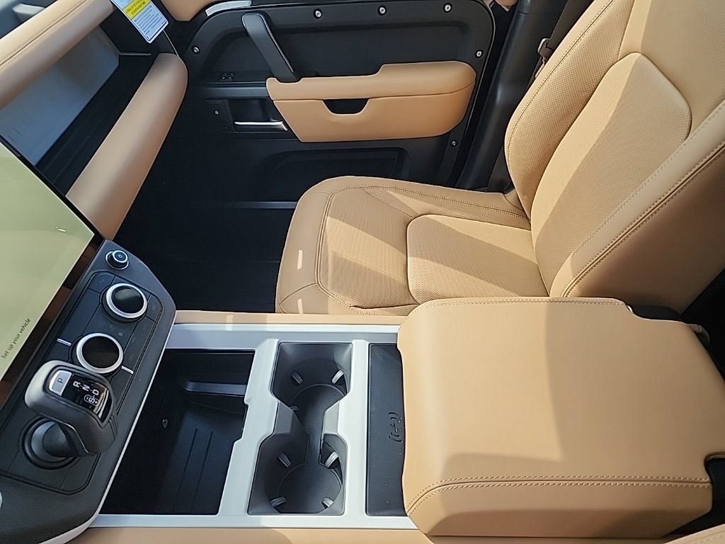 New 2026 Land Rover Defender 110 S AWD/4WD image 12