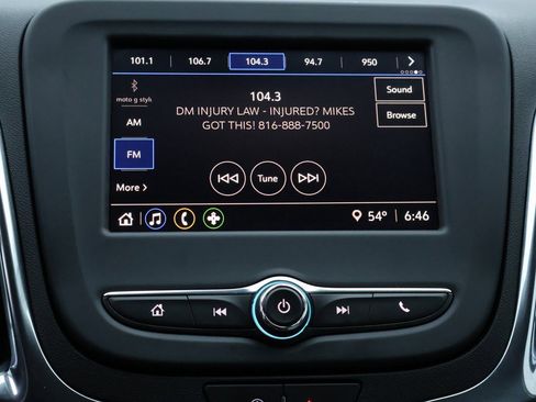 Used 2024 Chevrolet Equinox LS image 30