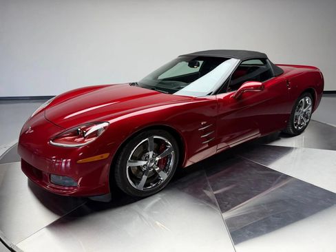 Used 2009 Chevrolet Corvette Convertible w/ Preferred Equipment Group RWD image 39
