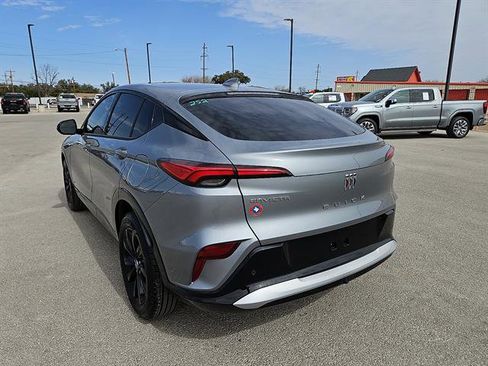 Used 2025 Buick Envista Sport Touring w/ Convenience I Package image 3