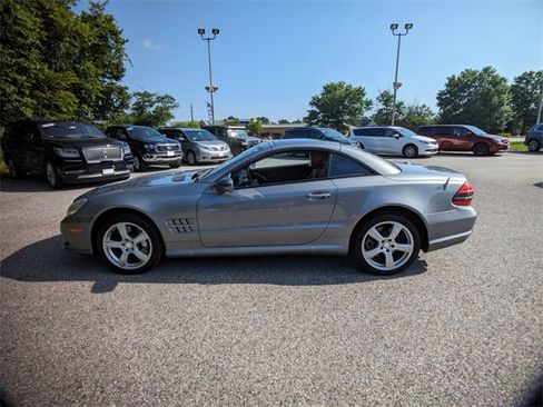 Used 2011 Mercedes-Benz SL 550 image 5
