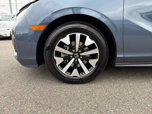 Certified 2025 Honda Odyssey EX-L image 28