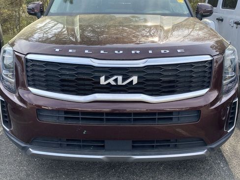 Used 2022 Kia Telluride S image 7