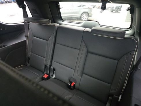 Used 2023 Chevrolet Tahoe Premier image 17