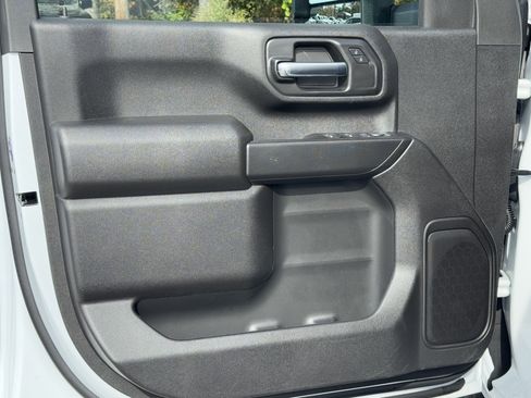 New 2026 GMC Sierra 2500 Pro w/ Convenience Package image 11