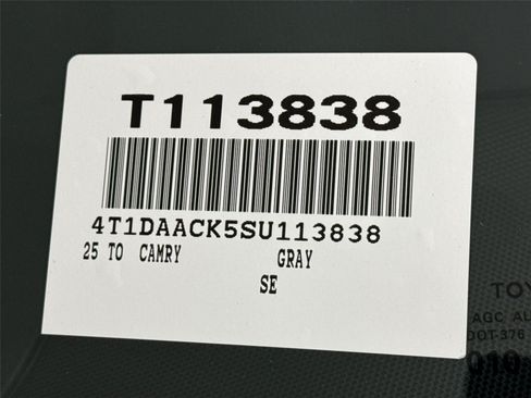 Used 2025 Toyota Camry SE FWD image 44