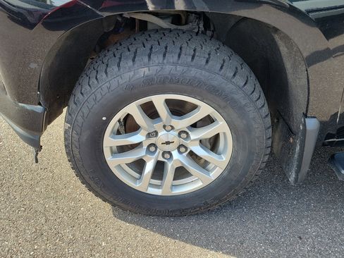 Used 2019 Chevrolet Silverado 1500 RST w/ All-Star Edition AWD/4WD image 35