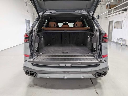 Used 2025 BMW X5 M60i AWD/4WD image 42