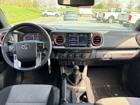 Used 2023 Toyota Tacoma TRD Sport image 19
