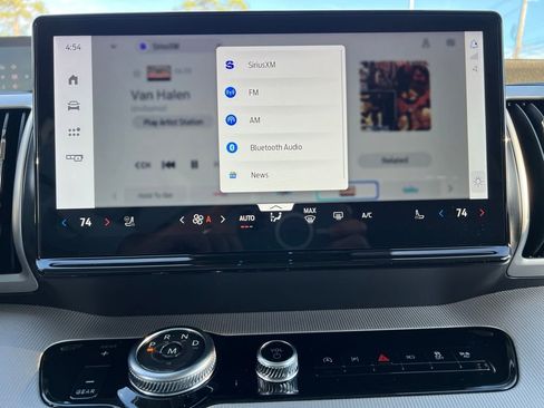 New 2026 Ford Expedition Active image 27