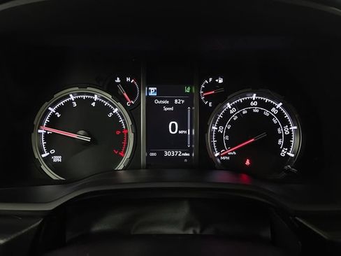 Certified 2023 Toyota 4Runner TRD Off-Road Premium w/ Moonroof Package AWD/4WD image 16