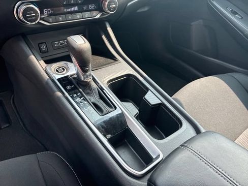 Used 2025 Nissan Sentra SV w/ All-Weather Package FWD image 25