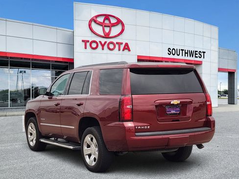 Used 2019 Chevrolet Tahoe LT w/ LT Signature Package AWD/4WD image 4