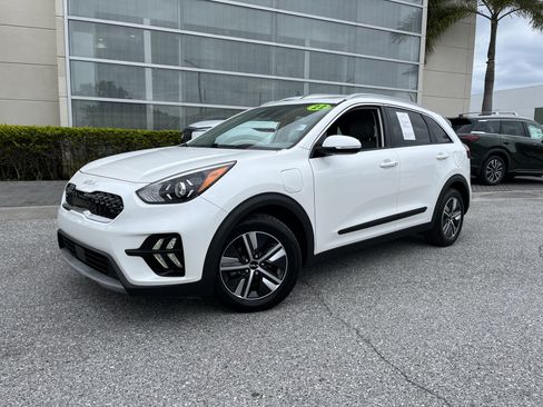 Used 2022 Kia Niro EX Premium FWD image 1