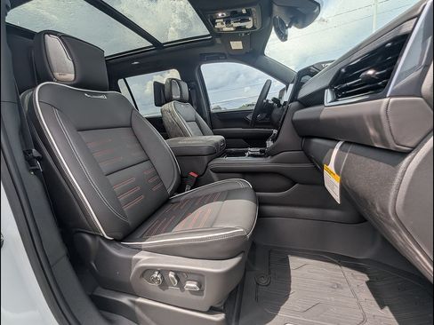 New 2026 GMC Yukon XL AT4 Ultimate w/ LPO, Floor Liner Package AWD/4WD image 14