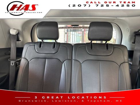 Used 2023 Jeep Grand Cherokee L Limited w/ Luxury Tech Group II AWD/4WD image 12