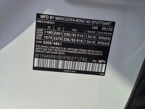 Certified 2023 Mercedes-Benz GLB 250 4MATIC image 27