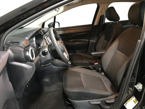 Used 2020 Nissan Versa S FWD image 11