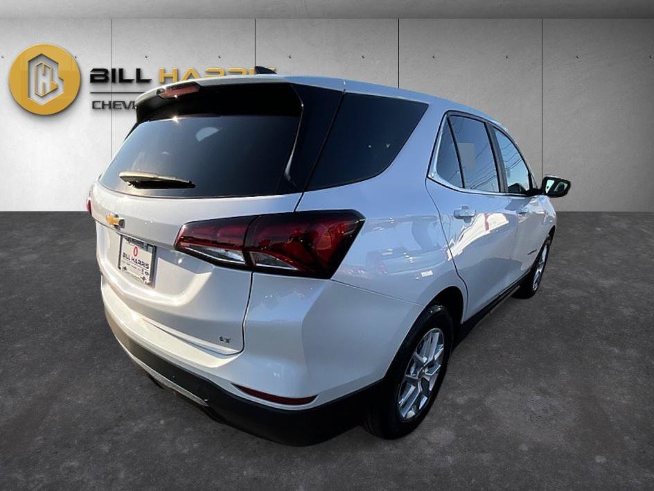 Used 2022 Chevrolet Equinox LT FWD image 2