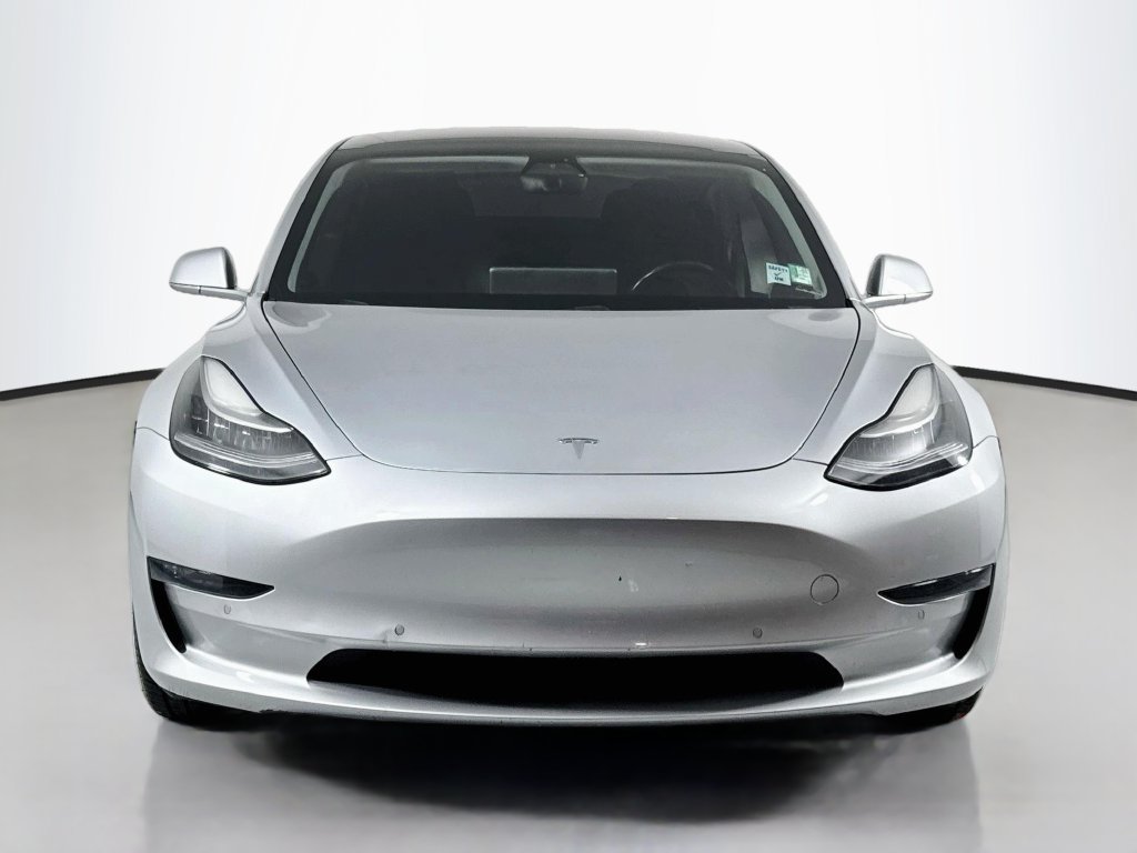 Used 2018 Tesla Model 3 Mid Range RWD image 3