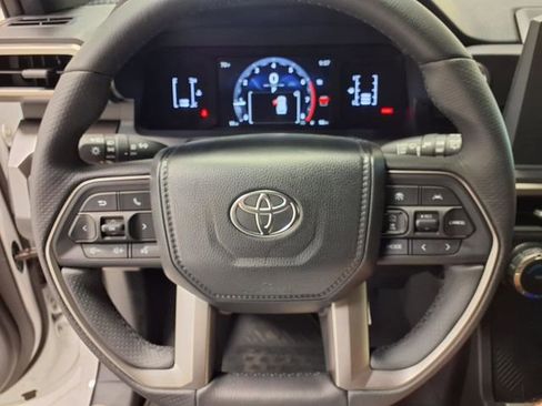 Used 2026 Toyota 4Runner SR5 image 21