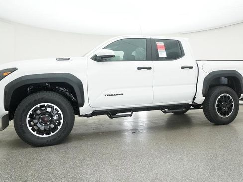 New 2025 Toyota Tacoma TRD Off-Road image 21