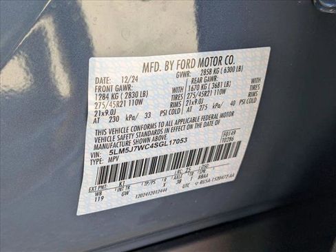 New 2025 Lincoln Aviator Reserve image 17