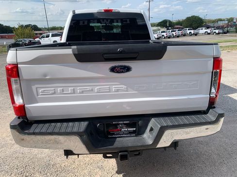 Used 2018 Ford F250 XLT w/ FX4 Off-Road Package image 29