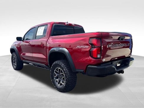 Used 2023 Chevrolet Colorado ZR2 AWD/4WD image 3