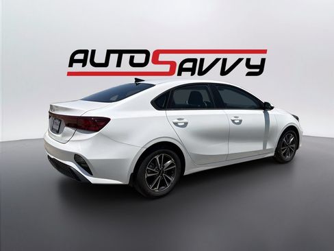 Used 2023 Kia Forte Sedan FWD image 5