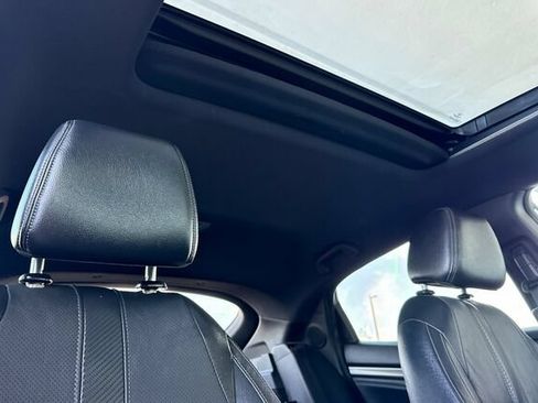 Used 2019 Honda Civic Sport Touring image 17