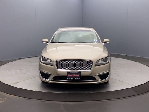 Used 2017 Lincoln MKZ Select w/ Select Plus Package FWD image 8