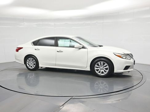 Used 2017 Nissan Altima 2.5 S w/ Power Driver Seat Package image 22