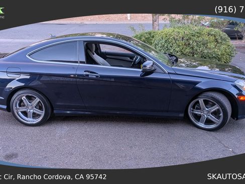 Used 2012 Mercedes-Benz C 250 Coupe image 6