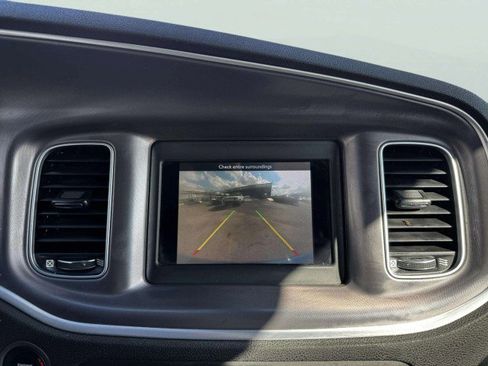 Used 2020 Dodge Charger SXT image 27