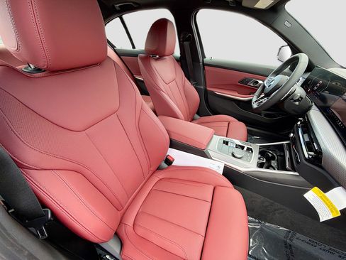 New 2026 BMW 330i Sedan w/ M Sport Package image 15