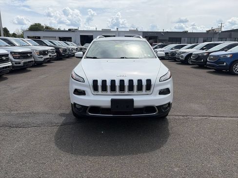 Used 2018 Jeep Cherokee Limited AWD/4WD image 12