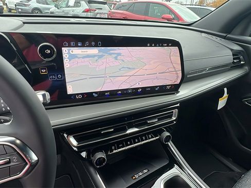 New 2026 Chevrolet Traverse LT image 26