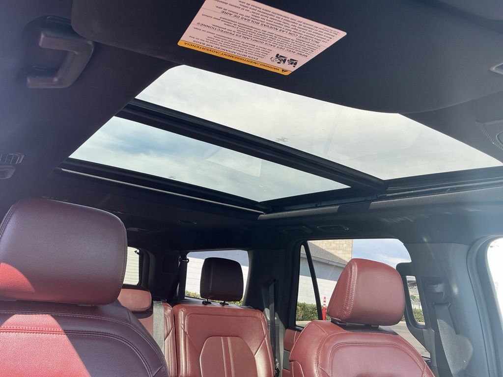 Used 2022 Ford Expedition Max Limited AWD/4WD image 19