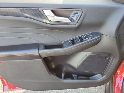 Used 2023 Ford Escape ST-Line image 21